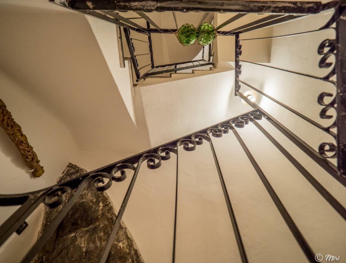 Refilea Sea View Tower Villa Βερνάτσα Εξωτερικό φωτογραφία